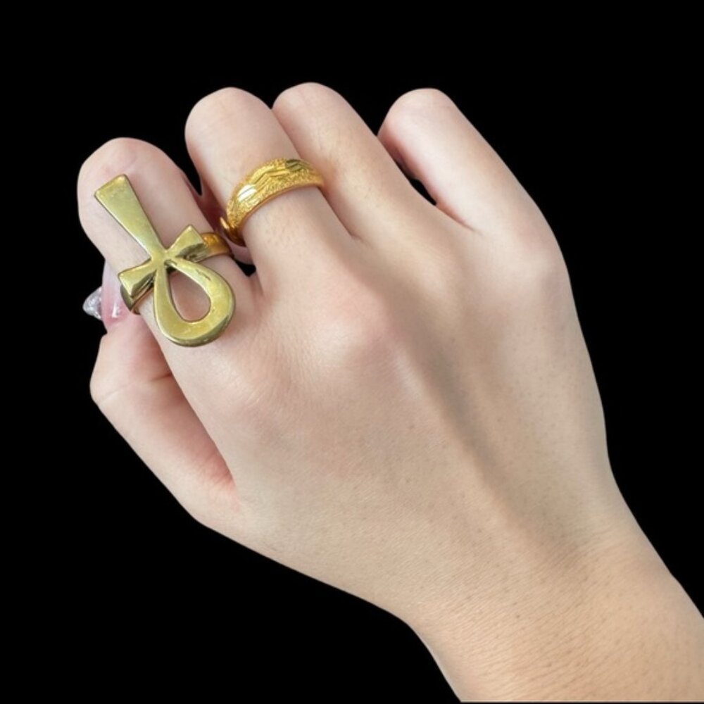 ✨Beautiful Vintage Brass Ankh Ring Adjustable